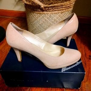 Anne Klein Pink Pumps